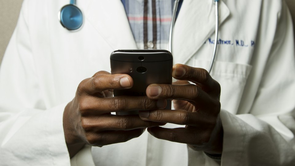 How Small Clinics Fill Calendars with Automated Replies